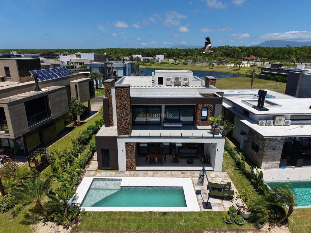 Casa de Condomínio, 4 quartos - Foto 1