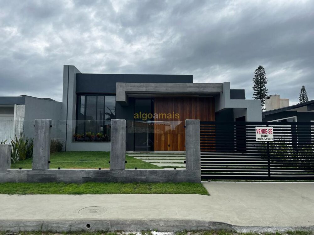 Casa, 4 quartos, 185 m² - Foto 1