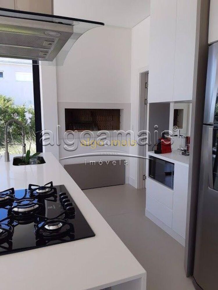 Casa de Condomínio à venda com 4 quartos, 240m² - Foto 9