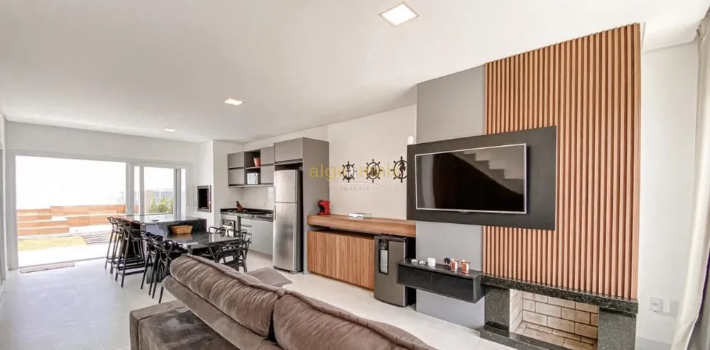 Casa, 3 quartos, 101 m² - Foto 1
