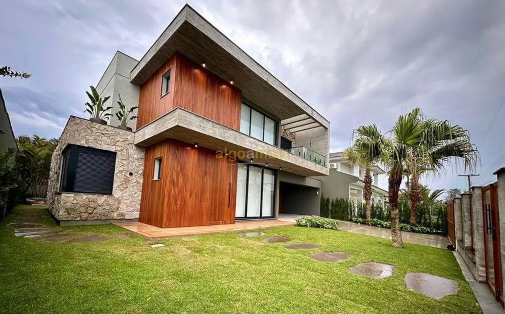 Casa, 5 quartos, 341 m² - Foto 1