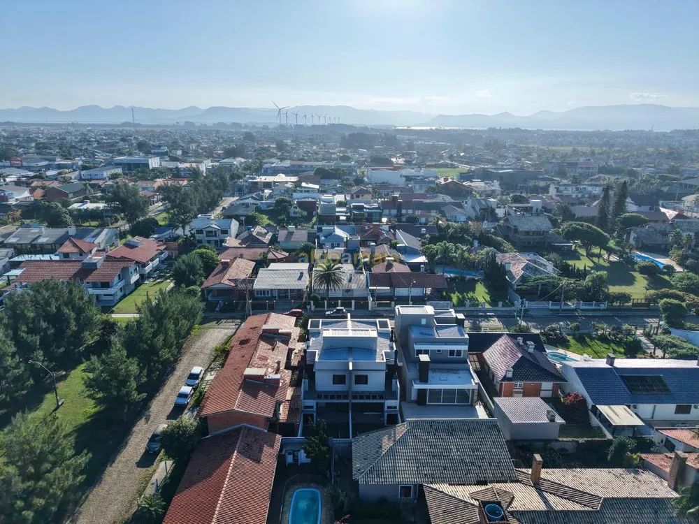 Casa, 4 quartos, 158 m² - Foto 1