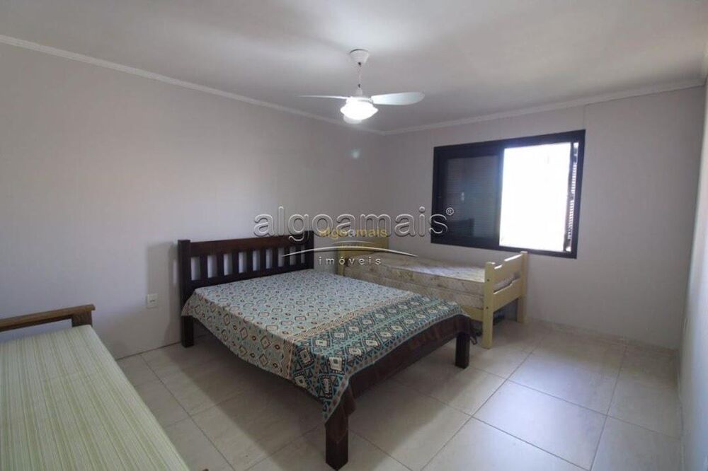 Casa, 4 quartos, 250 m² - Foto 2