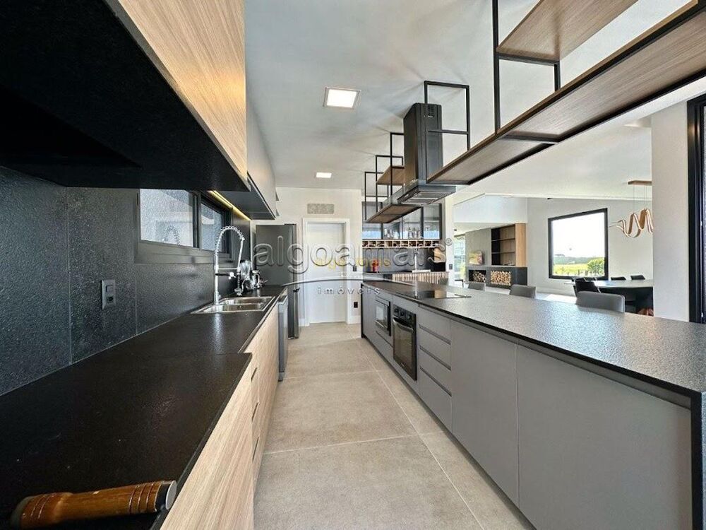Casa de Condomínio, 5 quartos - Foto 1