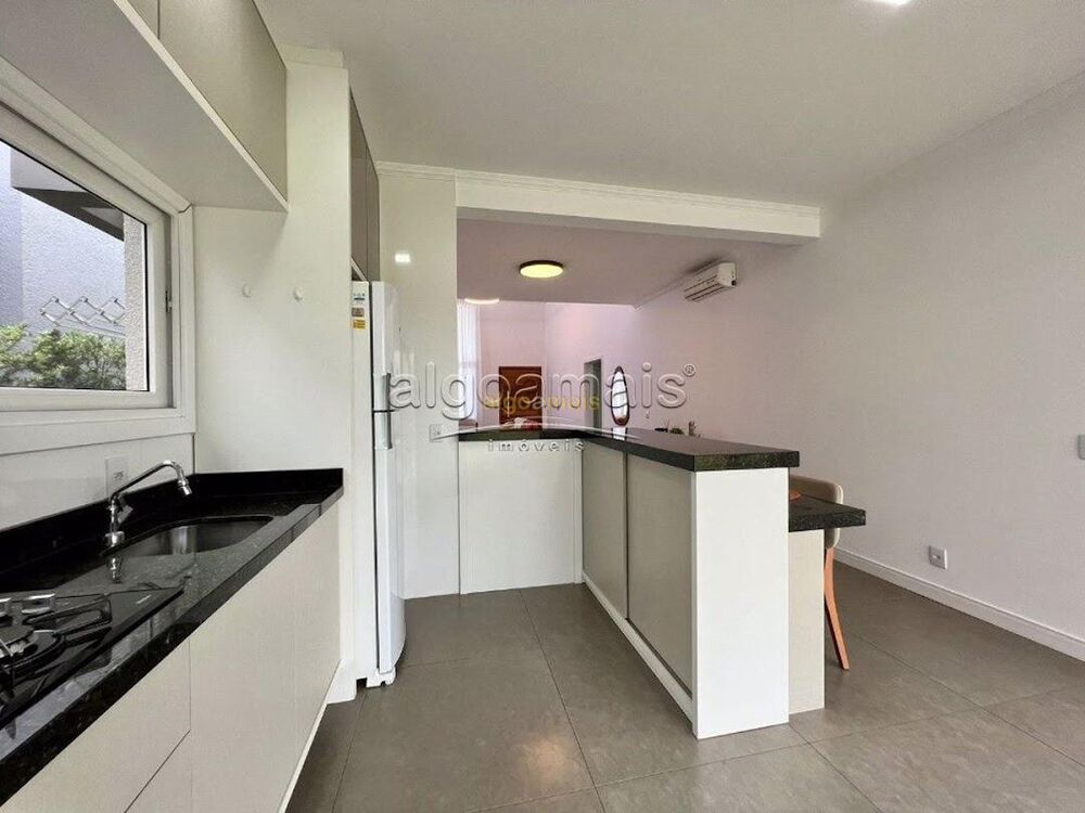 Casa de Condomínio à venda com 4 quartos, 201m² - Foto 3