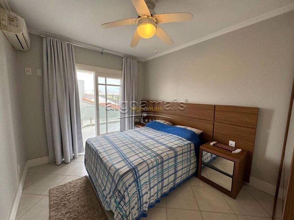 Casa à venda com 4 quartos, 277m² - Foto 6