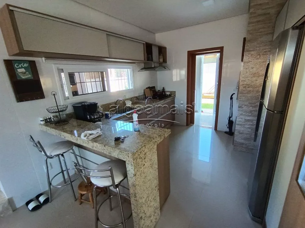 Casa à venda com 3 quartos, 175m² - Foto 3