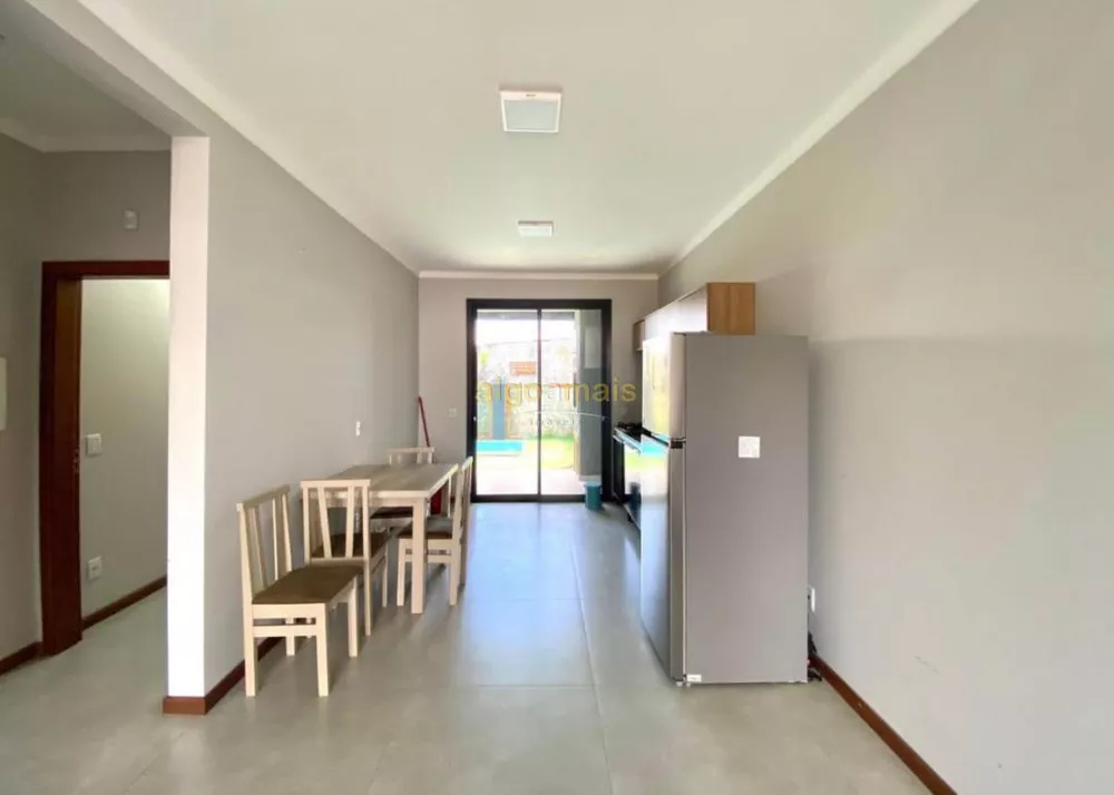 Casa, 2 quartos, 70 m² - Foto 1