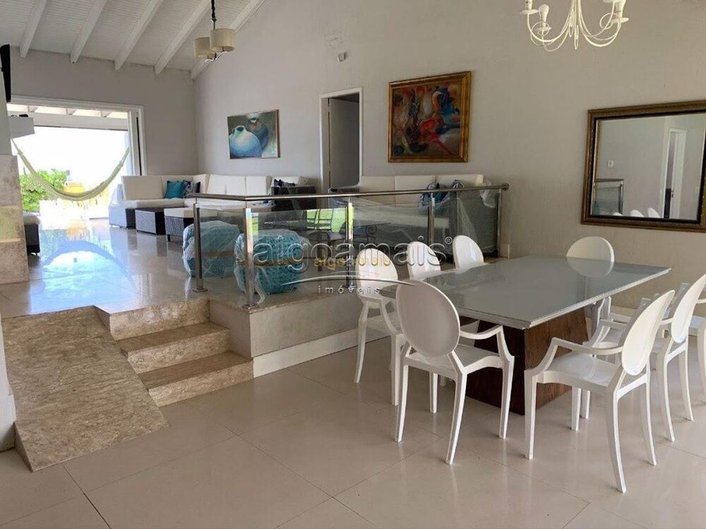 Casa, 3 quartos, 235 m² - Foto 1