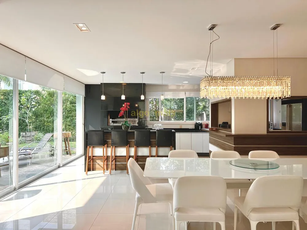 Casa, 3 quartos, 166 m² - Foto 2
