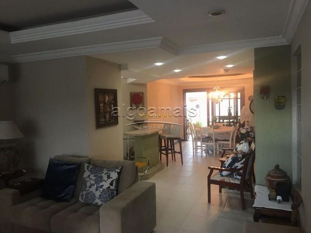 Casa, 4 quartos, 200 m² - Foto 2