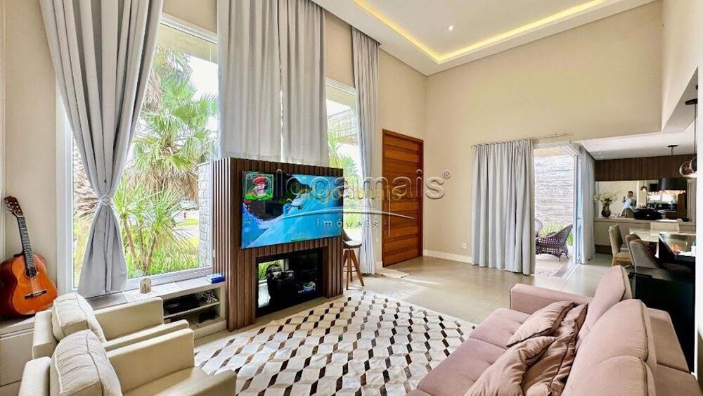 Casa de Condomínio à venda com 4 quartos, 200m² - Foto 3