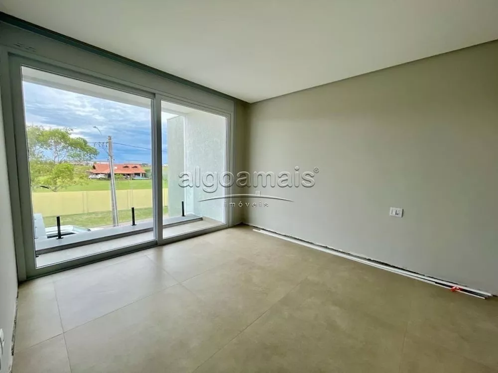 Casa de Condomínio à venda com 5 quartos, 247m² - Foto 22