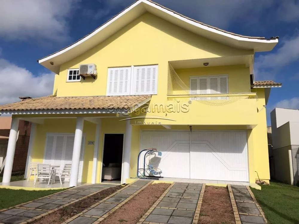 Casa, 5 quartos, 214 m² - Foto 1
