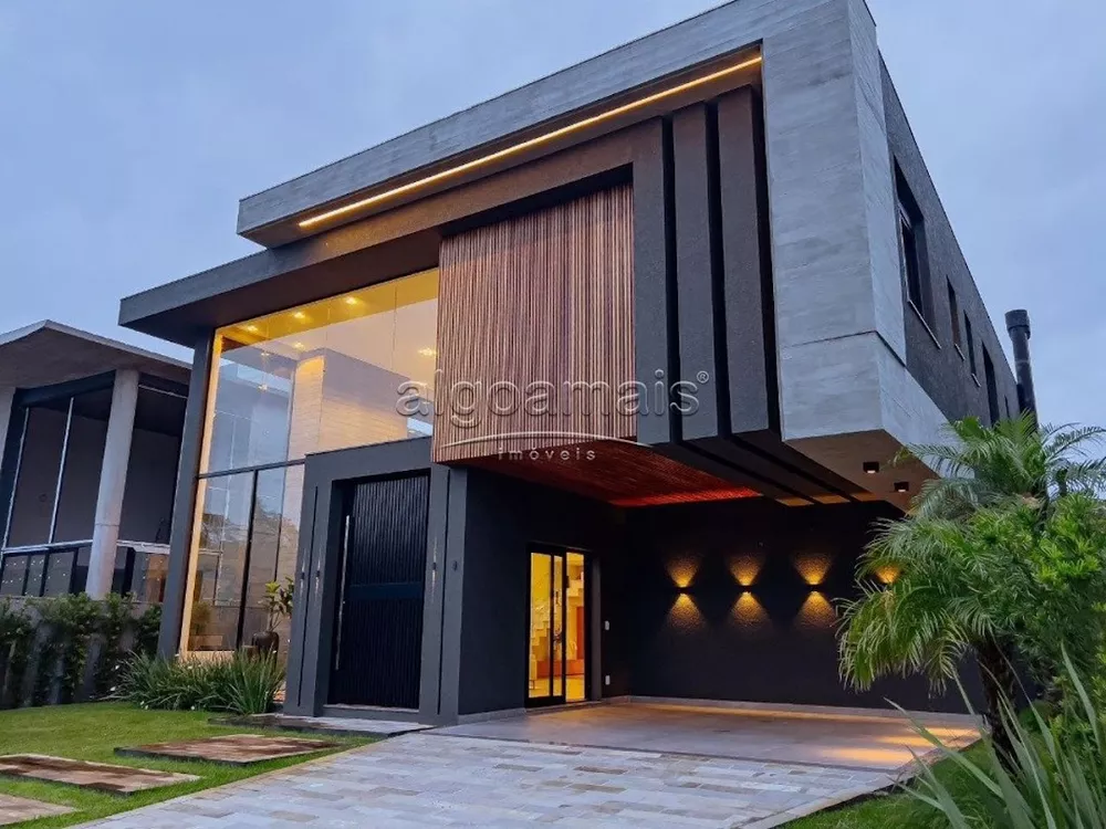 Casa de Condomínio à venda com 5 quartos, 337m² - Foto 2