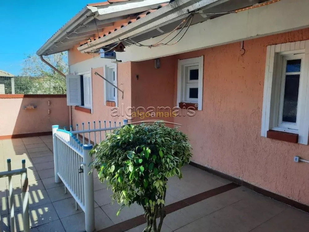 Casa, 6 quartos, 127 m² - Foto 3