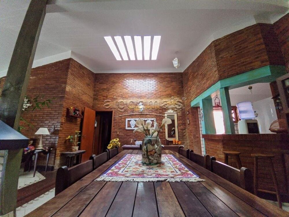 Casa, 4 quartos, 210 m² - Foto 2