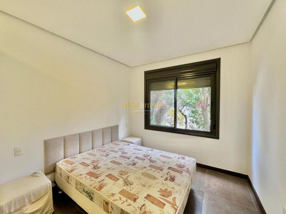 Casa de Condomínio à venda com 4 quartos, 280m² - Foto 8