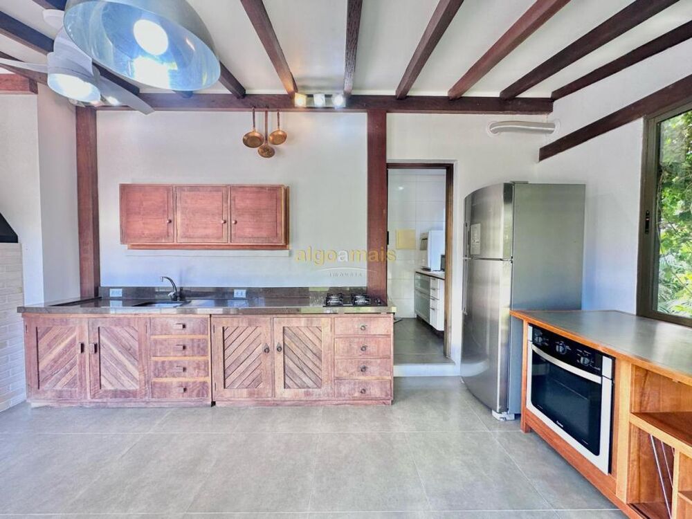 Casa de Condomínio à venda com 4 quartos, 280m² - Foto 13