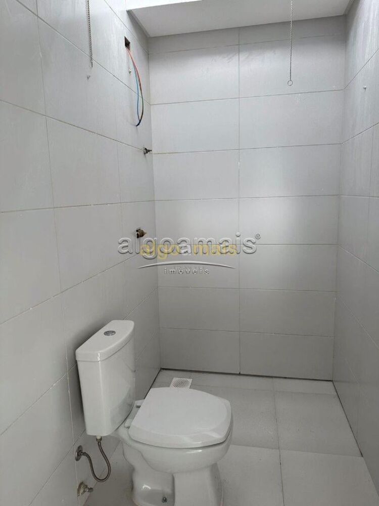 Casa à venda com 3 quartos, 110m² - Foto 5
