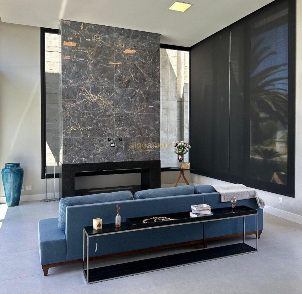 Casa de Condomínio à venda com 4 quartos, 220m² - Foto 5