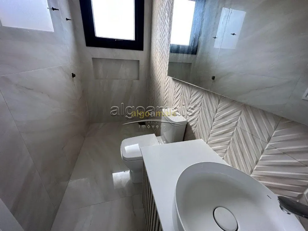 Casa, 3 quartos, 194 m² - Foto 2