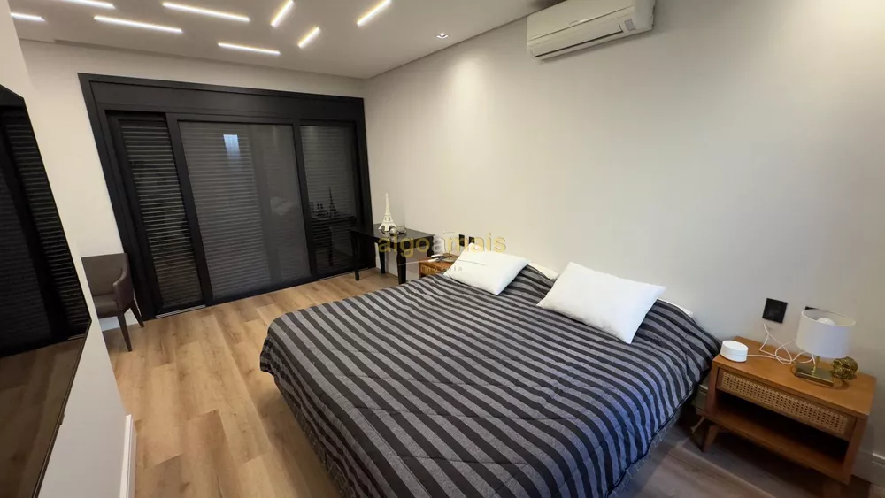 Casa, 4 quartos, 191 m² - Foto 1