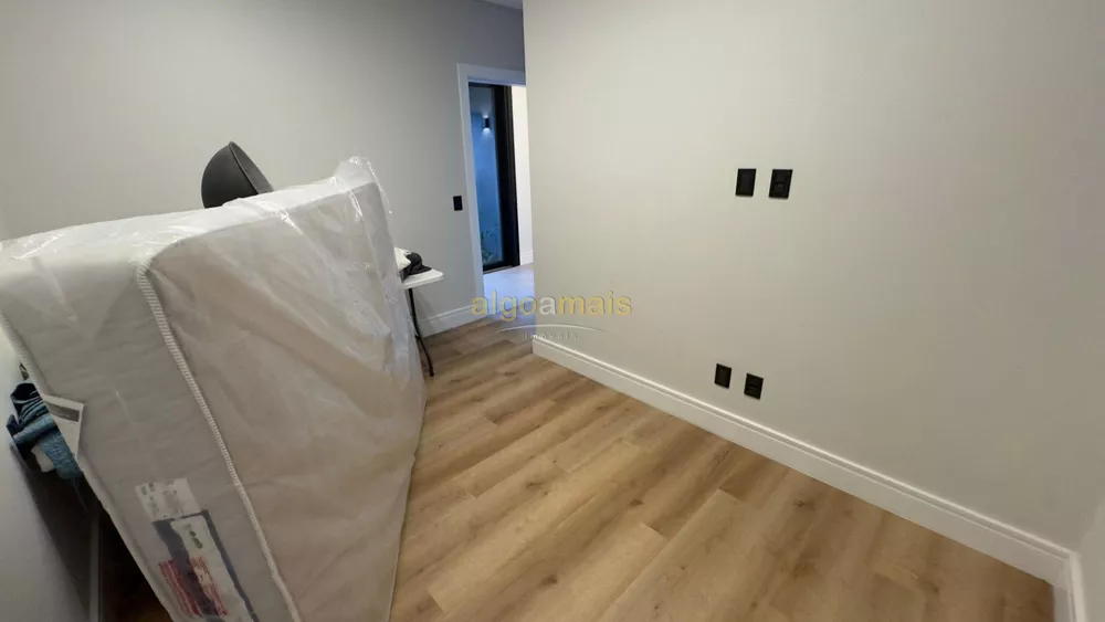 Casa, 4 quartos, 191 m² - Foto 2