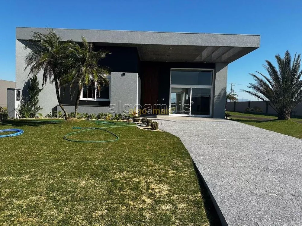 Casa de Condomínio, 4 quartos - Foto 1