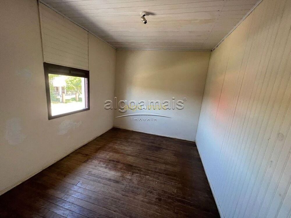 Casa à venda com 4 quartos, 180m² - Foto 12