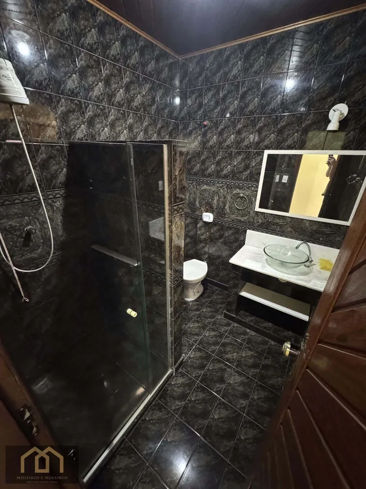 Casa, 4 quartos, 250 m² - Foto 13