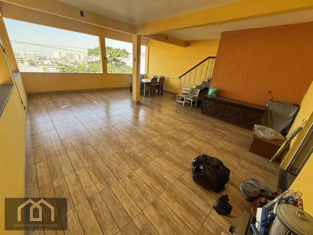 Casa, 4 quartos, 250 m² - Foto 35