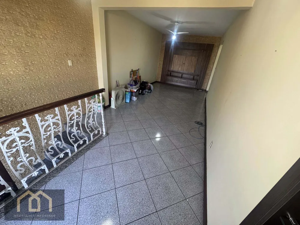 Casa, 4 quartos, 250 m² - Foto 2