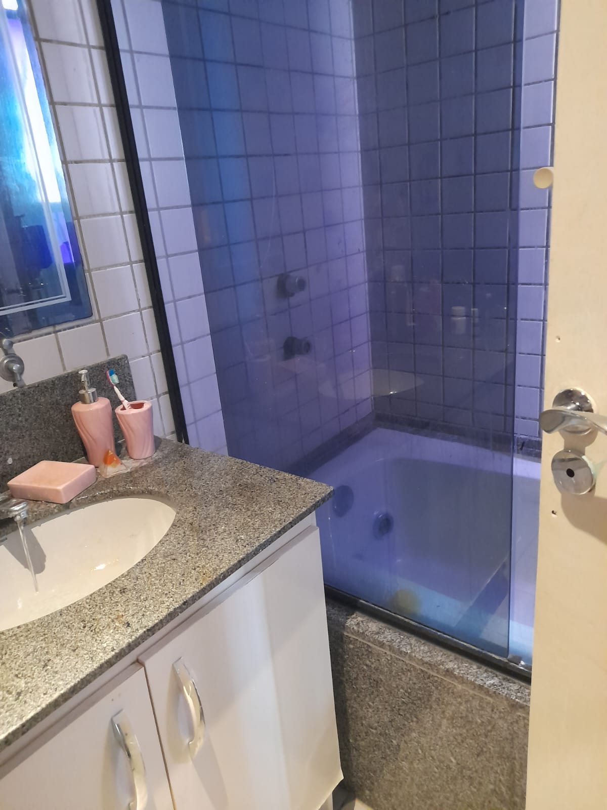 Apartamento à venda com 3 quartos, 130m² - Foto 6