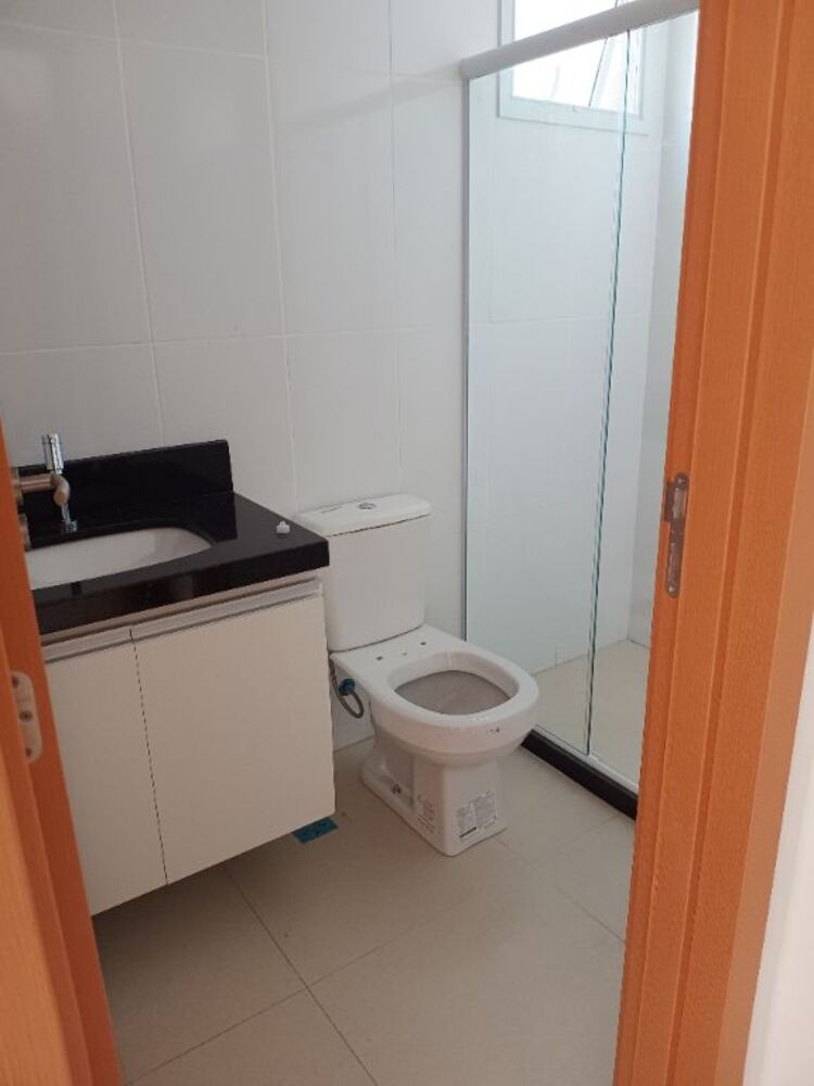 Apartamento para alugar com 3 quartos, 107m² - Foto 2