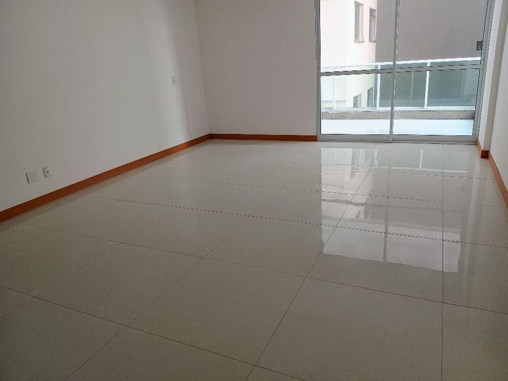 Apartamento para alugar com 3 quartos, 107m² - Foto 3