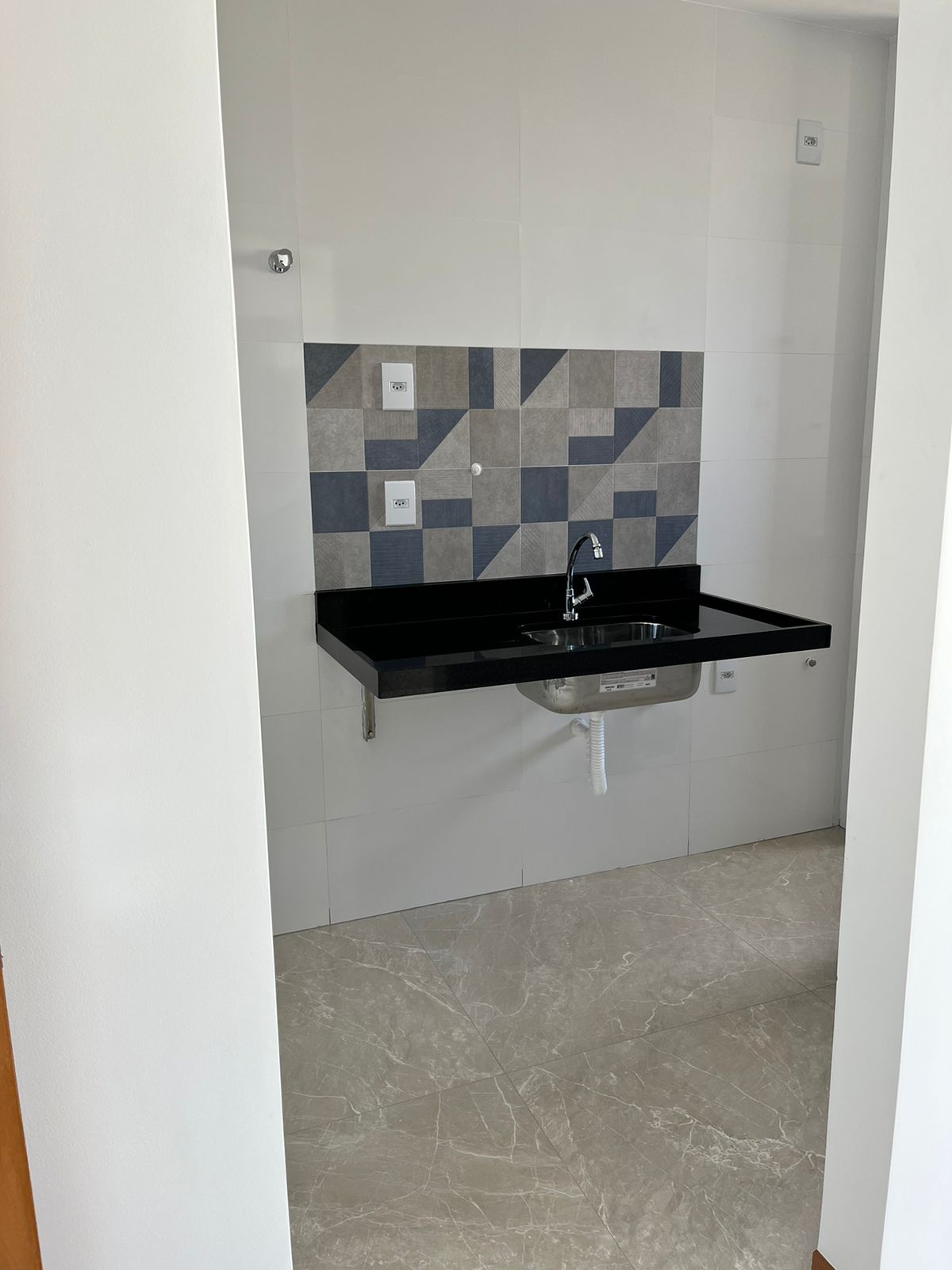 Apartamento à venda com 2 quartos, 57m² - Foto 4