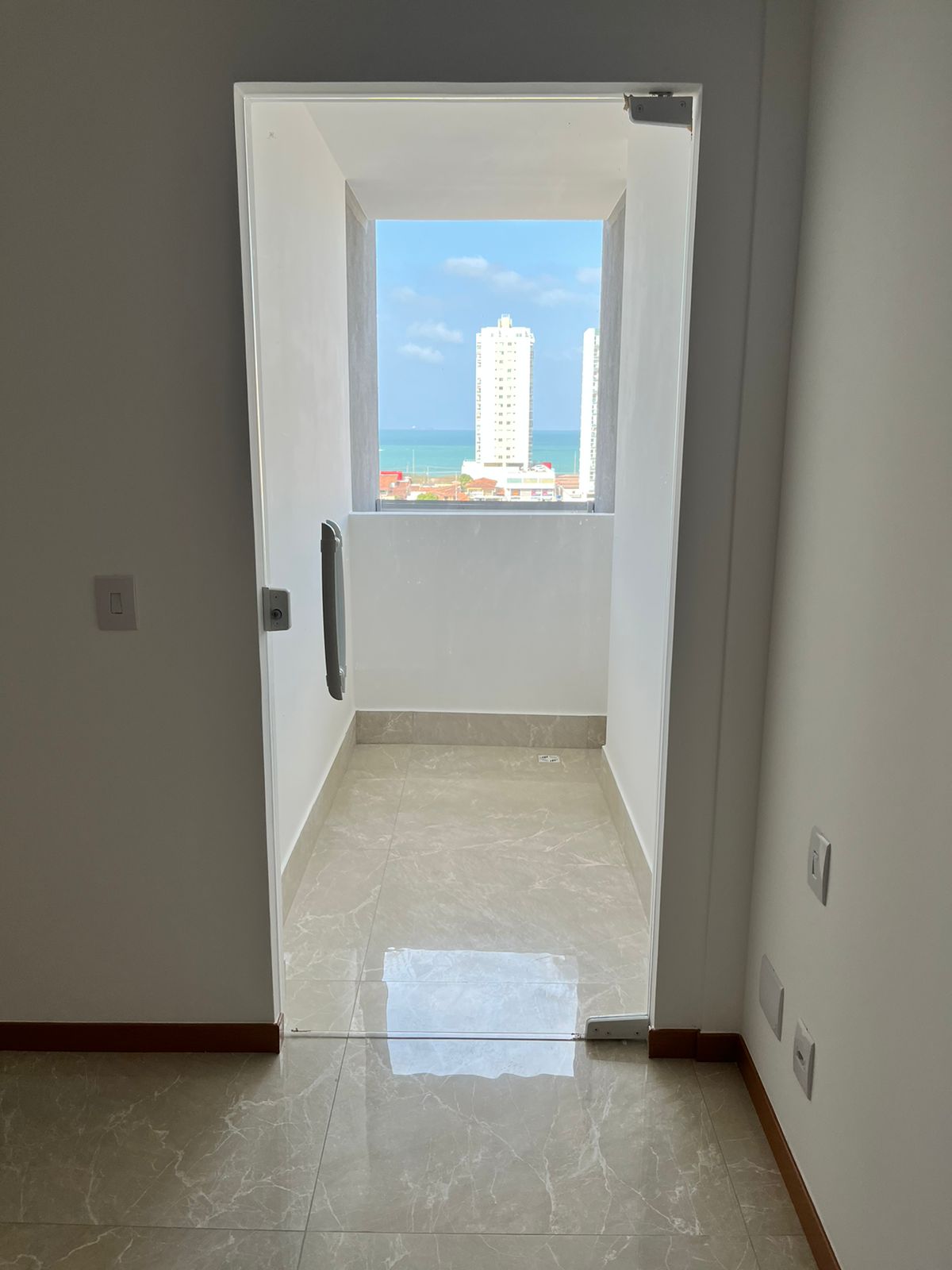 Apartamento à venda com 2 quartos, 57m² - Foto 6