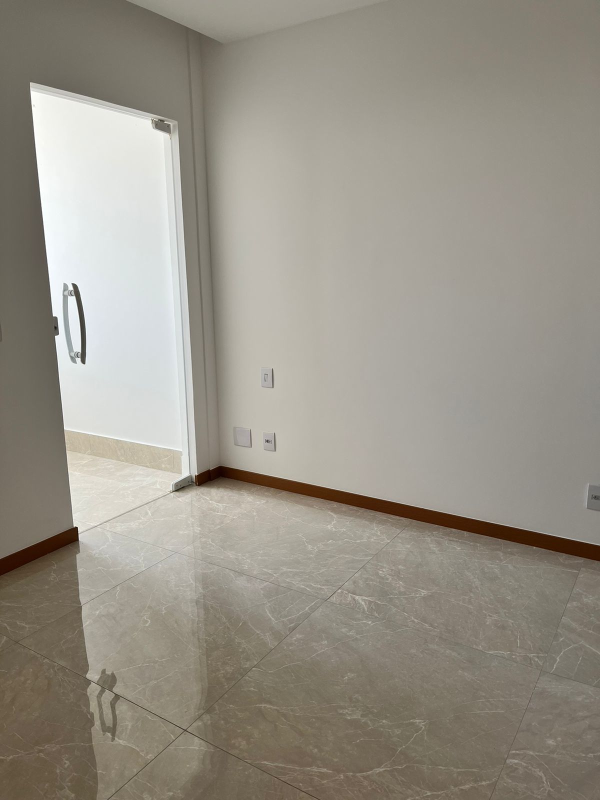 Apartamento à venda com 2 quartos, 57m² - Foto 13