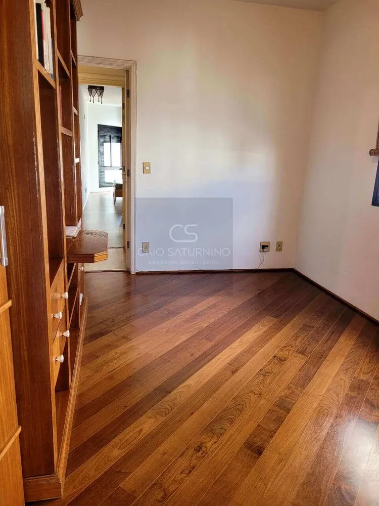 Apartamento, 3 quartos, 220 m² - Foto 10
