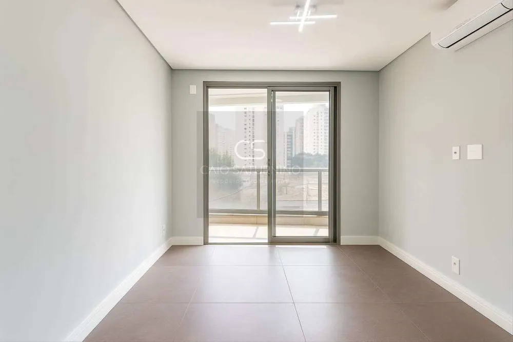 Apartamento, 3 quartos, 134 m² - Foto 2
