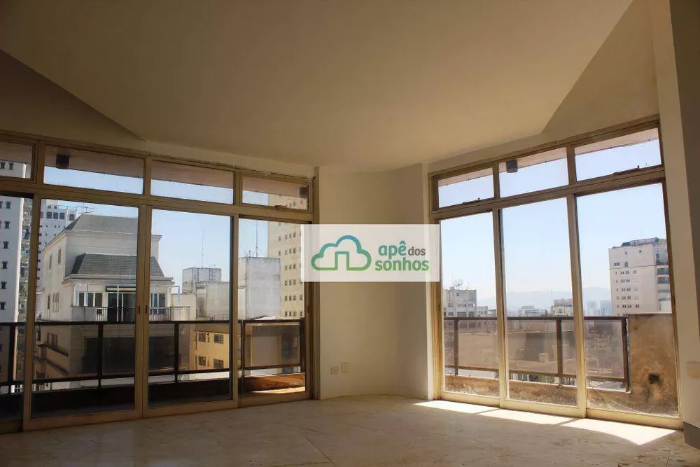 Apartamento à venda com 3 quartos, 642m² - Foto 1