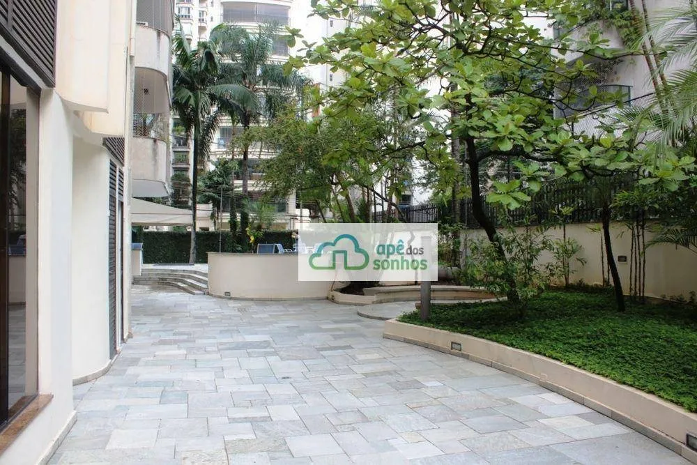 Apartamento, 3 quartos, 642 m² - Foto 10