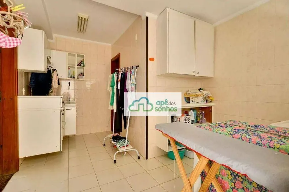 Casa, 3 quartos, 219 m² - Foto 2