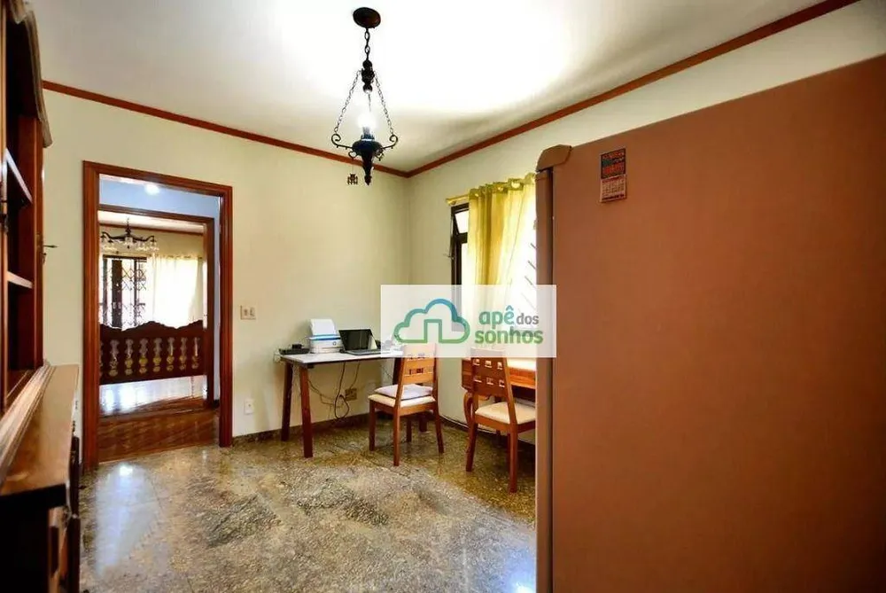 Casa, 3 quartos, 219 m² - Foto 3
