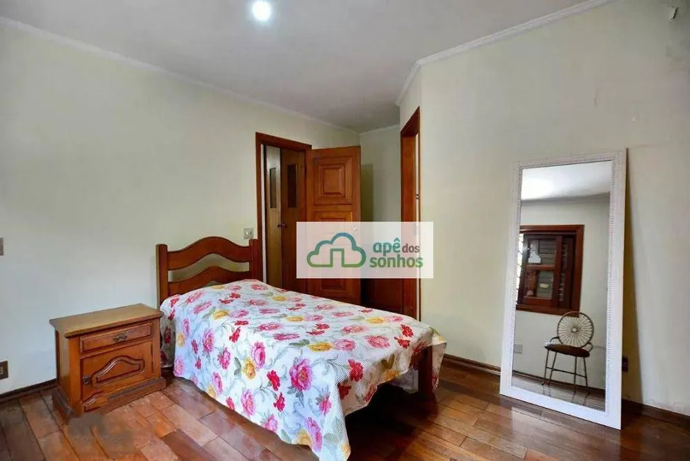 Casa, 3 quartos, 219 m² - Foto 10