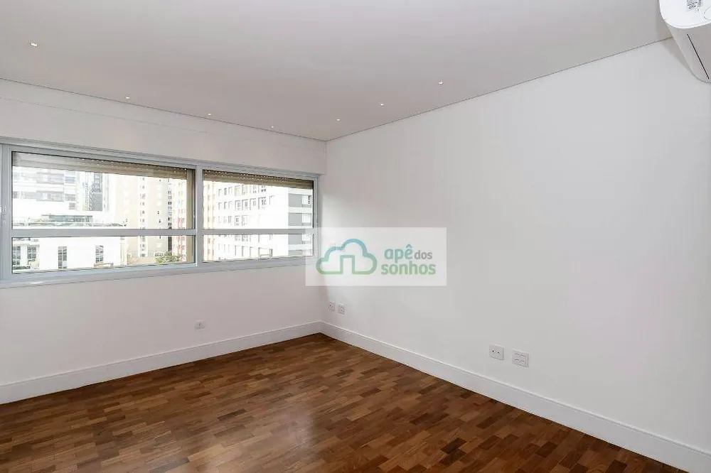 Apartamento, 3 quartos, 213 m² - Foto 11