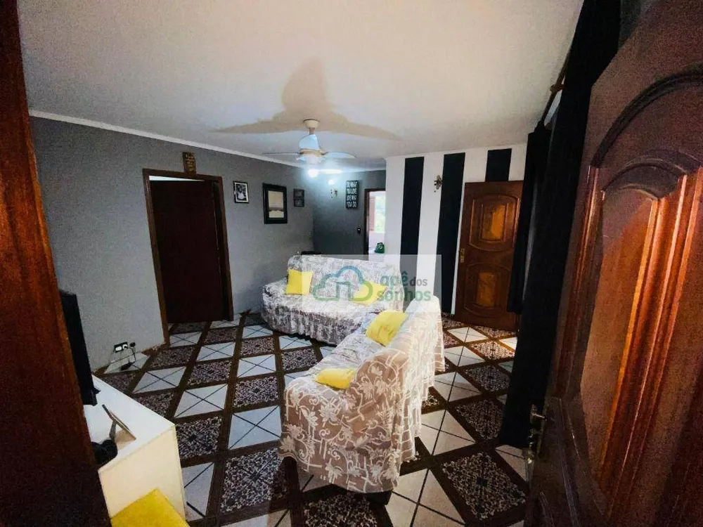 Casa, 8 quartos, 338 m² - Foto 3
