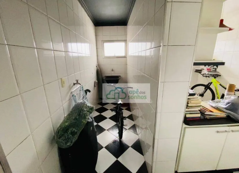 Casa, 8 quartos, 338 m² - Foto 2
