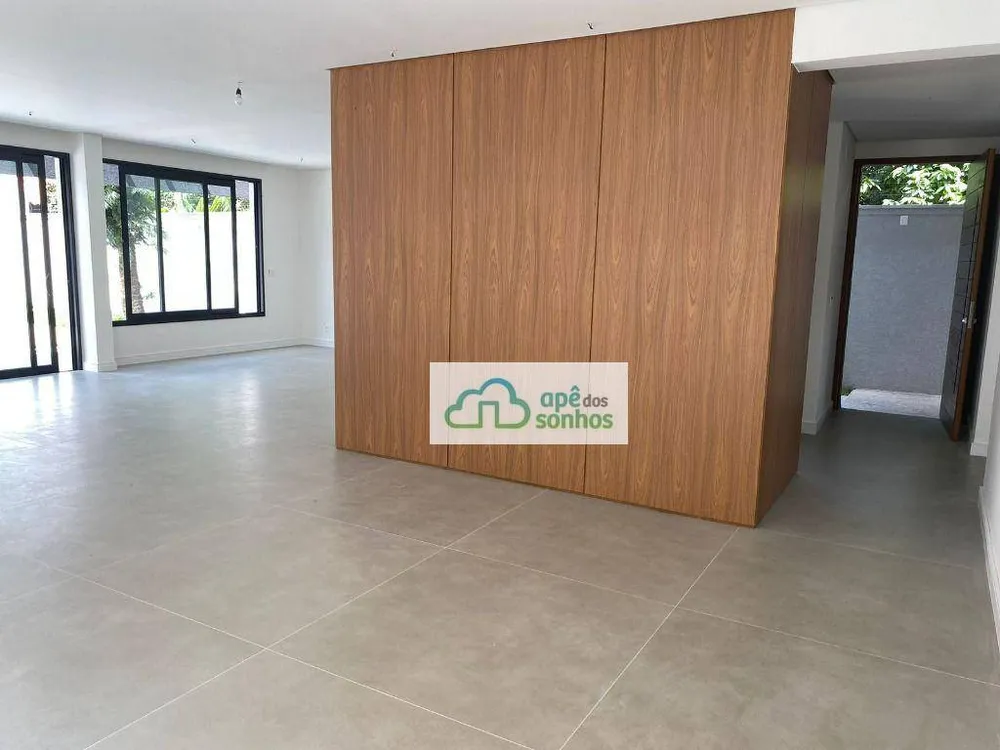 Casa, 4 quartos, 416 m² - Foto 1
